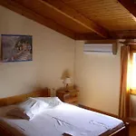 Paradise Hotel apartamentowy Svoronata