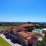 Hotel apartamentowy Paradise 4*