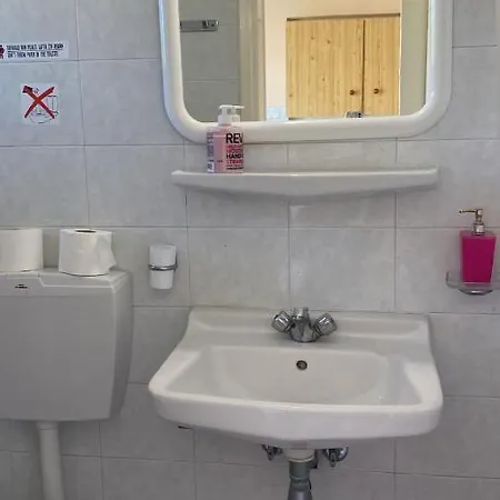 乐园公寓酒店 4* 斯沃伦塔