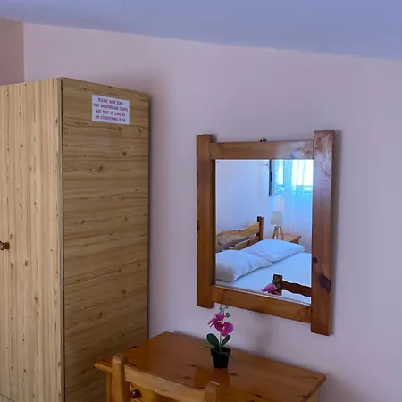 Aparthotel Paradise 2*