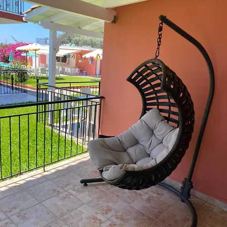 Aparthotel Paradise 2*