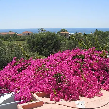 Aparthotel Paradise Svoronata