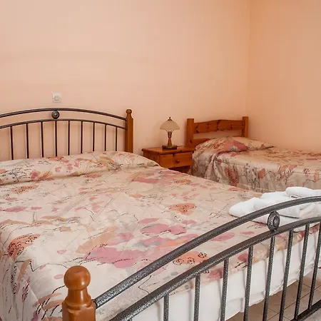 乐园公寓酒店 4* 斯沃伦塔