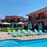Aparthotel Paradise 4*