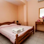 Paradise Aparthotel Svoronata