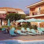 Aparthotel Paradise Svoronata
