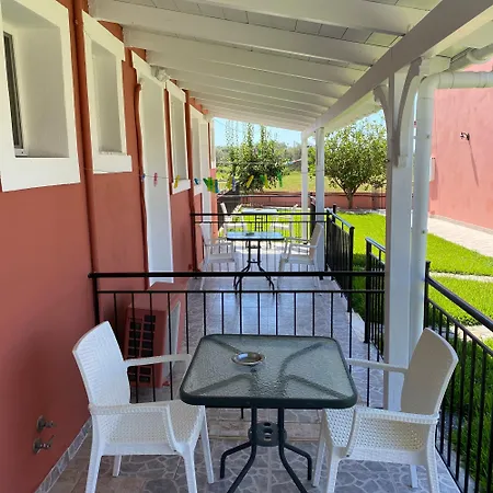 Paradise Aparthotel Svoronata