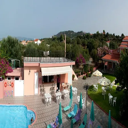 Aparthotel Paradise Svoronata