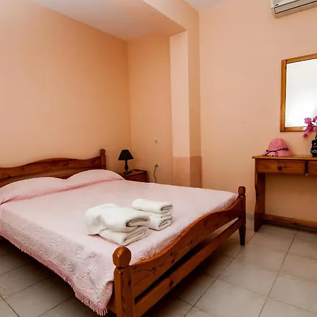 Paradise Apartmanhotel Zvoronáta