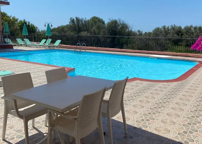 Apart-hotel Paradise Svoronata