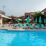 아파트호텔 Paradise 4*